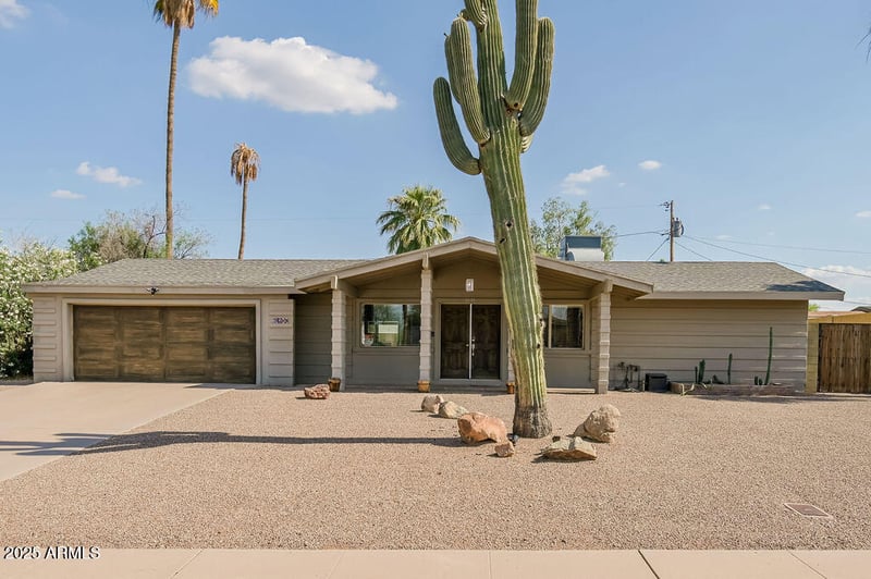 2611 Cheryl Dr, Phoenix, AZ 85028