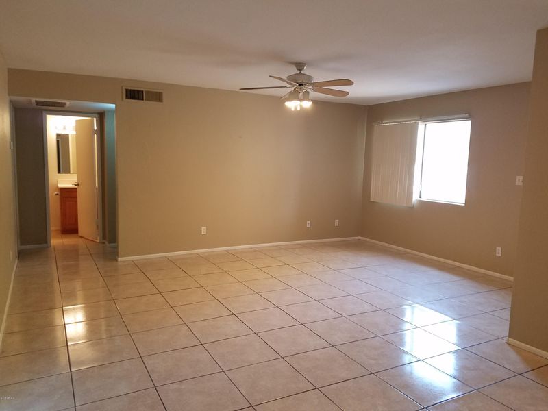 2611 E University Dr, Tempe, AZ 85288