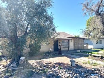 2611 Osborn Rd, Phoenix, AZ 85017