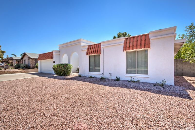 2611 W Curry St, Chandler, AZ 85224
