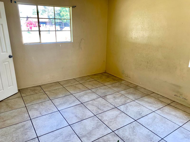 2611 W Earll Dr, Phoenix, AZ 85017
