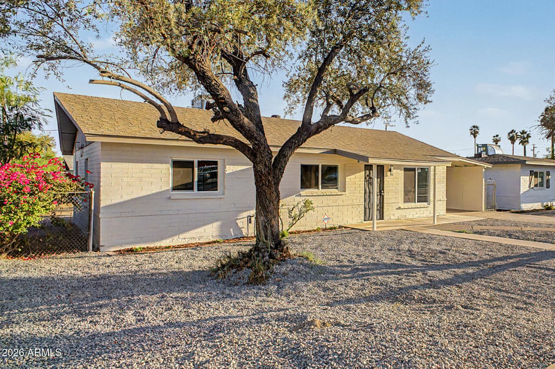 2611 Osborn Rd, Phoenix, AZ 85017