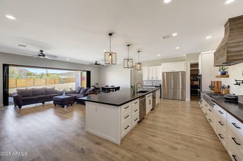 26112 7th Ave, Phoenix, AZ 85085