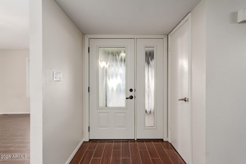 2612 Azalea Dr, Tempe, AZ 85282