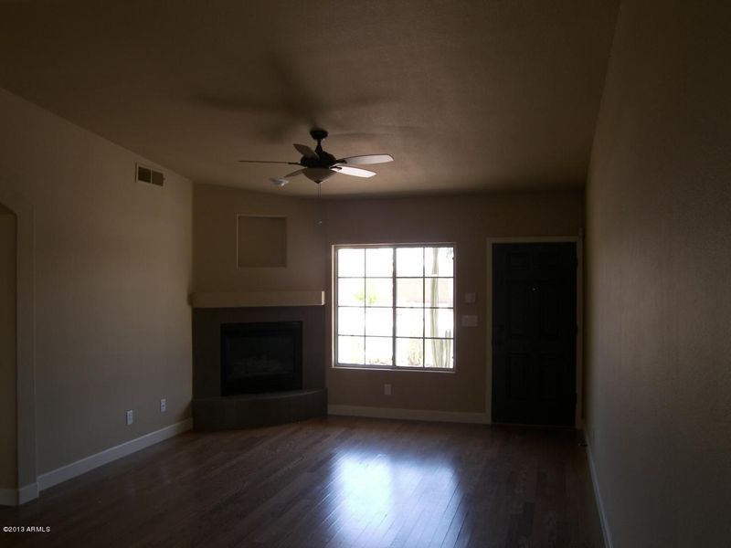 2612 E Angela Dr, Phoenix, AZ 85032