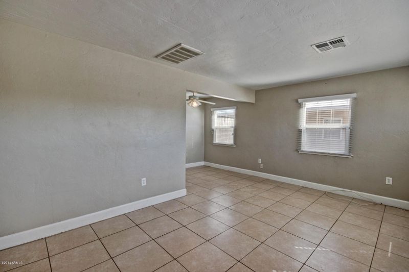 2612 W Luke Ave, Phoenix, AZ 85017