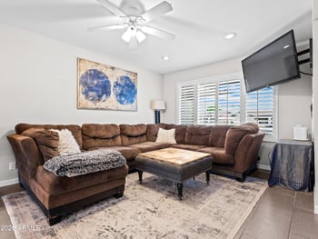 2612 Osage Cir, Mesa, AZ 85202