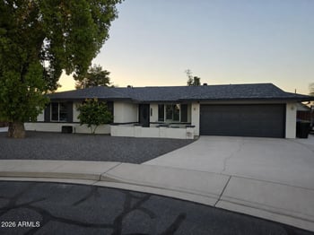 2612 Osage Cir, Mesa, AZ 85202