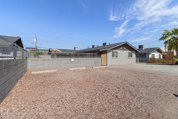 2612 Pierson St, Phoenix, AZ 85017