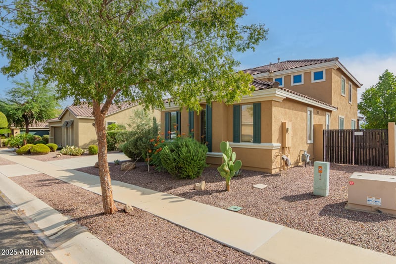 26122 Desert Mesa Dr, Surprise, AZ 85387