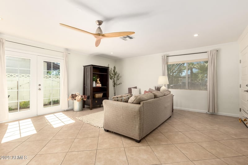 2613 70th Pl, Scottsdale, AZ 85257
