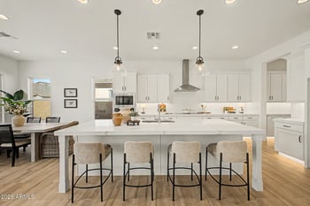 2613 E Virginia Cir, Mesa, AZ 85213