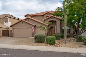 26131 67th Dr, Peoria, AZ 85383