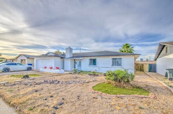 2614 Aster Dr, Phoenix, AZ 85029