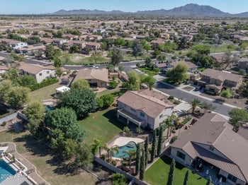 2614 Carob Dr, Gilbert, AZ 85298