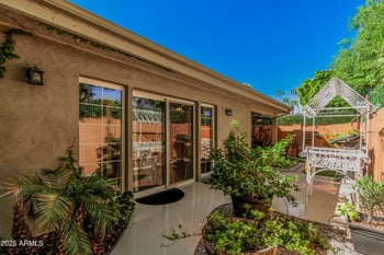 2614 Osborn Rd, Phoenix, AZ 85016