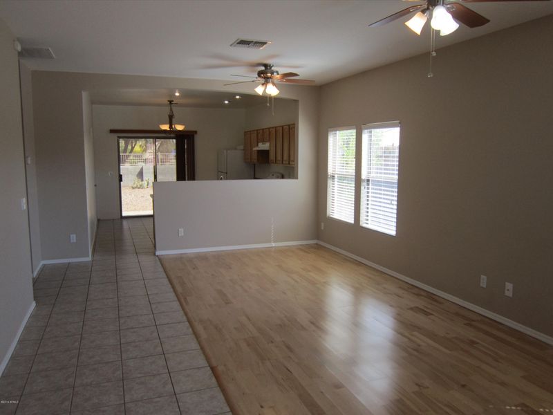 2614 W Sonrisas St, Phoenix, AZ 85041