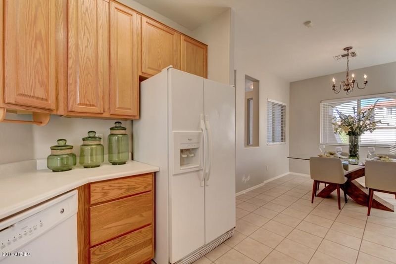 2615 E Brooks St, Gilbert, AZ 85296