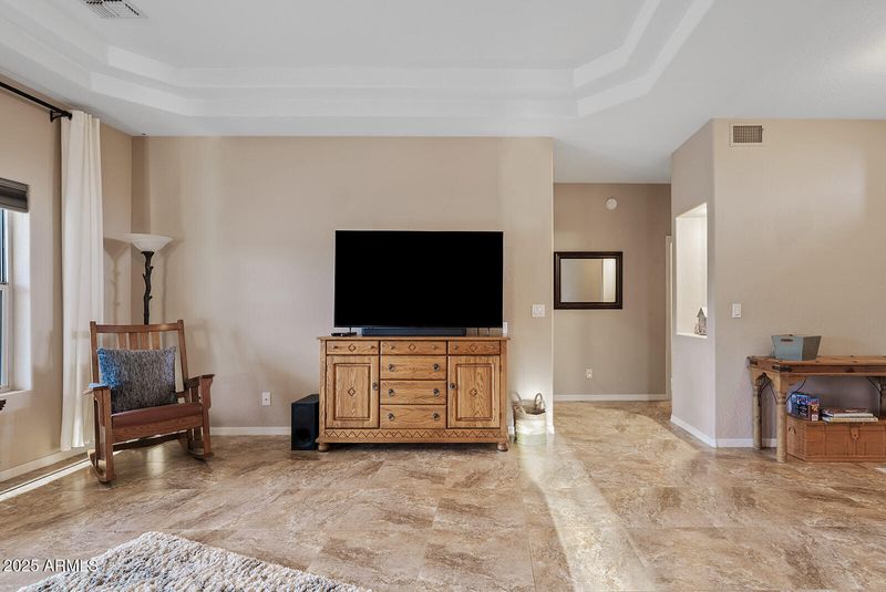 2615 E San Carlos Way, Gilbert, AZ 85298