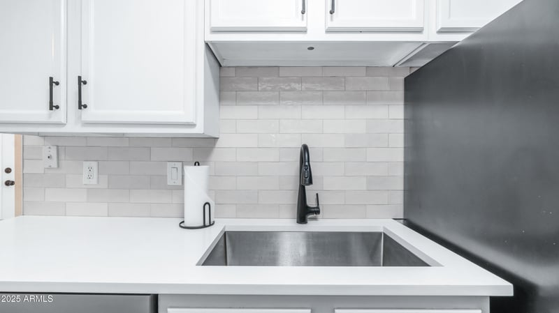 2615 Hayden Rd #114, Scottsdale, AZ 85257