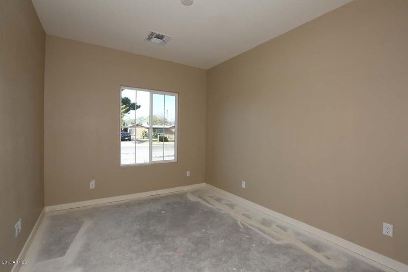 2615 N 30th Pl, Phoenix, AZ 85008