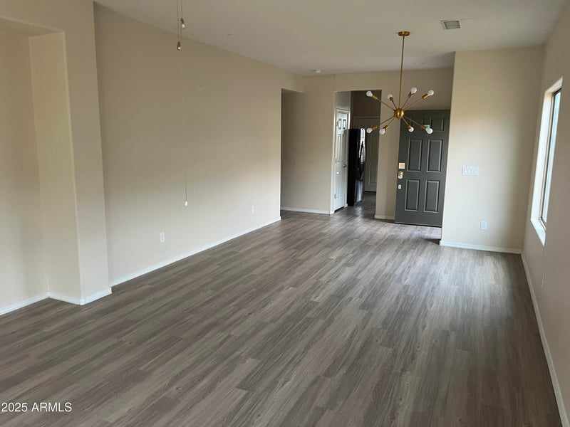 26150 Burnett Rd, Buckeye, AZ 85396