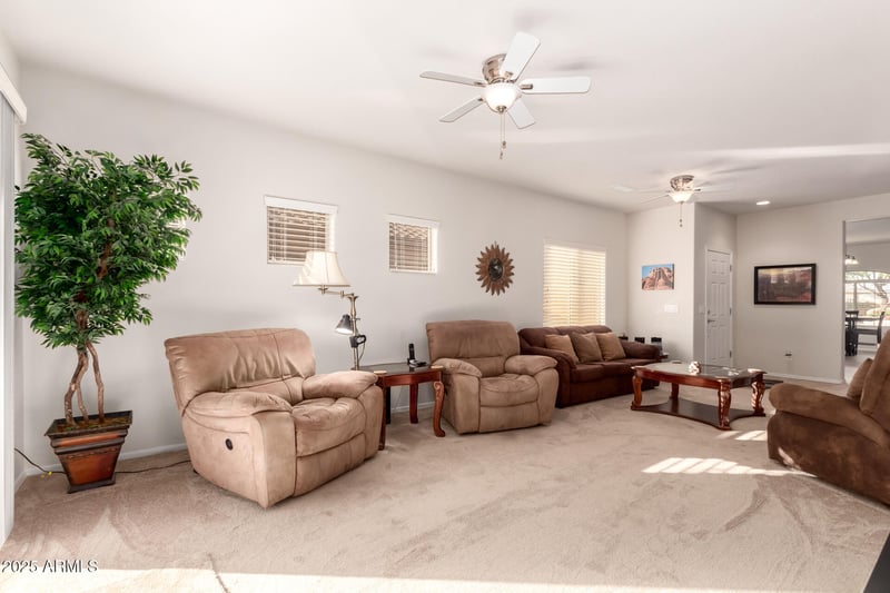 26157 W Runion Dr, Buckeye, AZ 85396