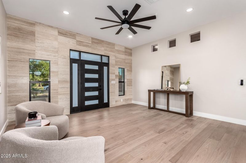 2616 E North Ln, Phoenix, AZ 85028