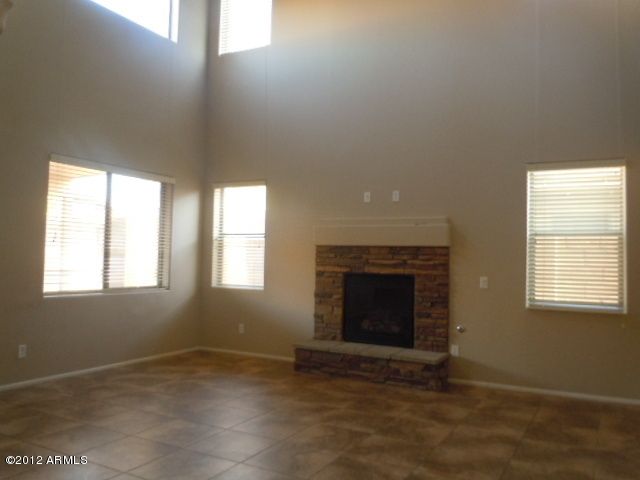 2616 E Rustling Oaks Ln, Phoenix, AZ 85024