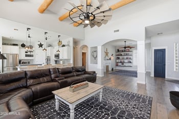 2616 Canyon Rd, Phoenix, AZ 85086