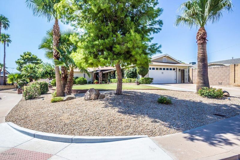 2617 E Turquoise Dr, Phoenix, AZ 85028