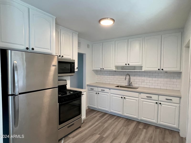 2617 Osborn Rd, Phoenix, AZ 85017