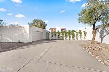 2617 River Dr, Tempe, AZ 85282