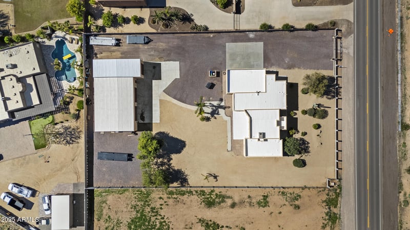 2617 W Desert Hills Dr, Phoenix, AZ 85086