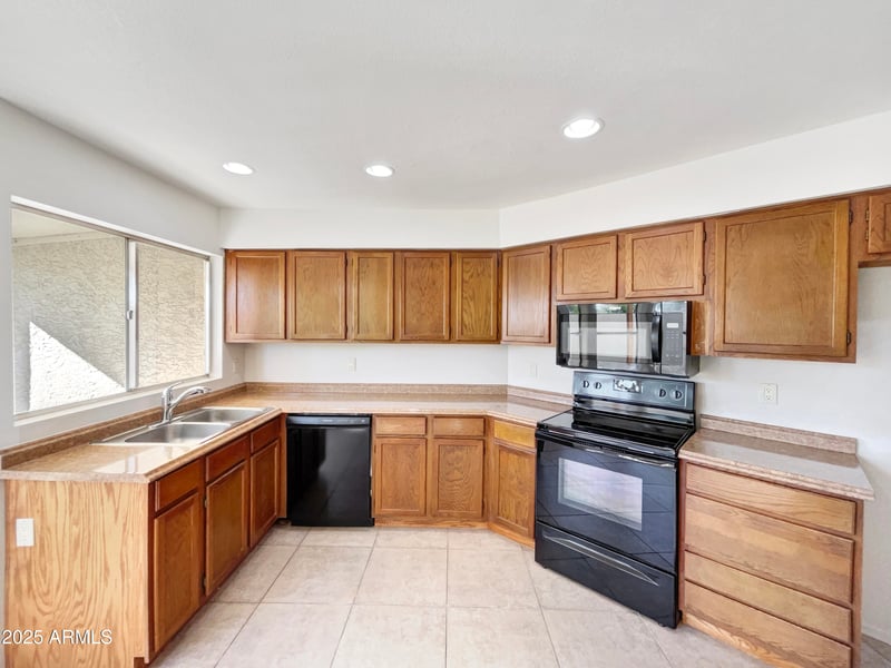 2617 W Willow Ave, Phoenix, AZ 85029