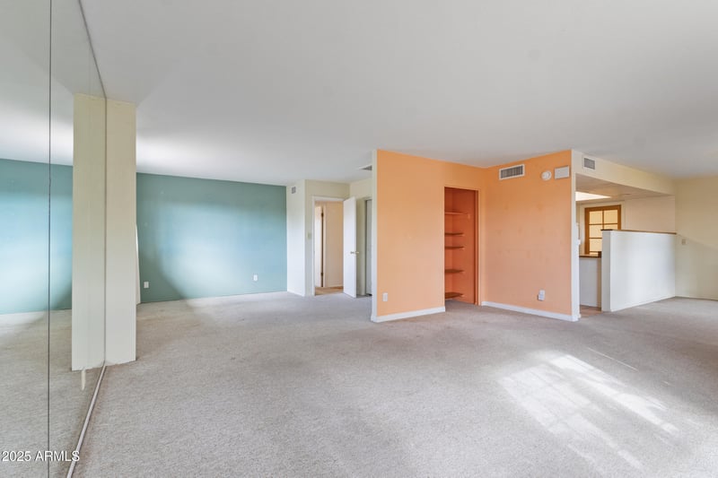2618 Country Club Way, Tempe, AZ 85282
