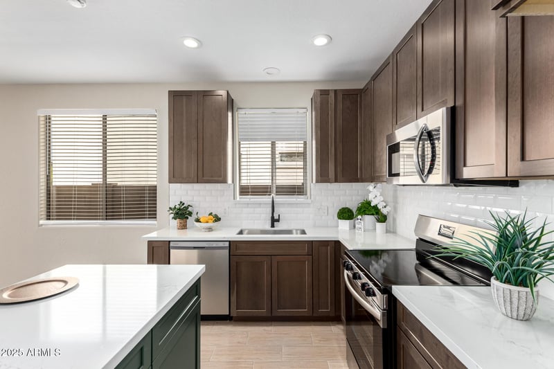 2618 Fremont Rd, Phoenix, AZ 85042