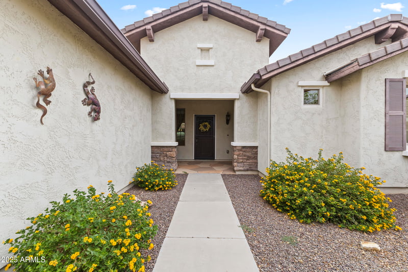26180 Firehawk Dr, Buckeye, AZ 85396