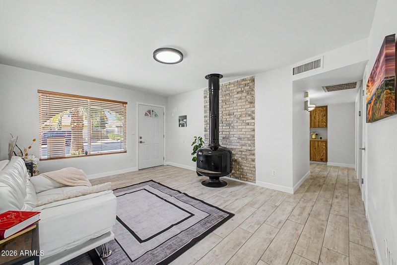 2619 E Bluefield Ave, Phoenix, AZ 85032
