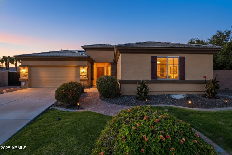 262 167th Ln, Goodyear, AZ 85338