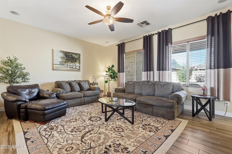 262 167th Ln, Goodyear, AZ 85338