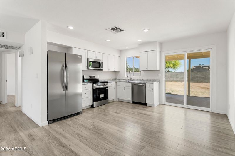 2620 E Villa Theresa Dr, Phoenix, AZ 85032