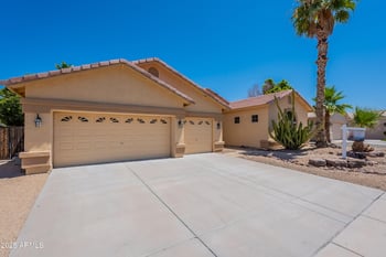 2620 Piedmont Rd, Phoenix, AZ 85041