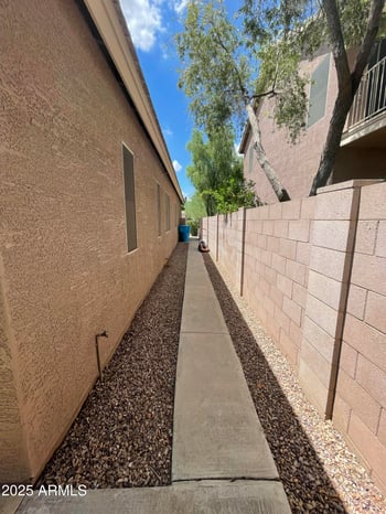 26201 47th Pl, Phoenix, AZ 85050