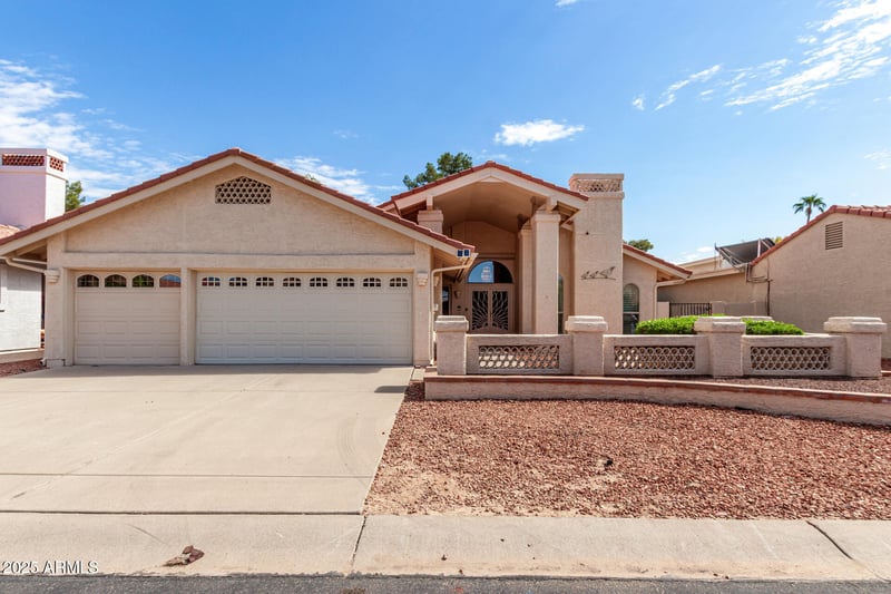 26205 Ribbonwood Dr, Sun Lakes, AZ 85248