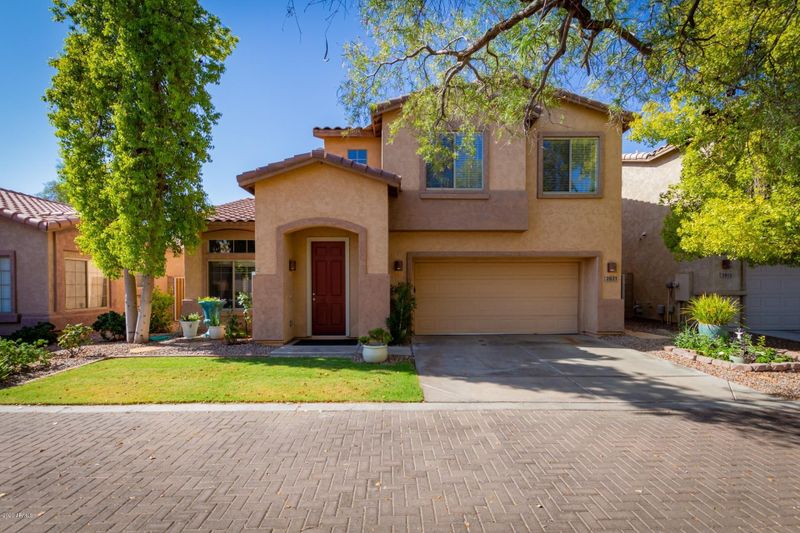 2621 E Riviera Dr, Chandler, AZ 85249