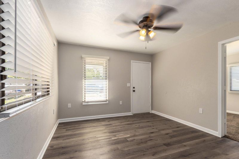 2621 N 28th Pl, Phoenix, AZ 85008