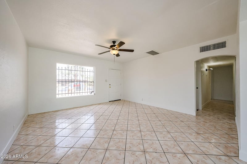 2621 W Avalon Dr, Phoenix, AZ 85017