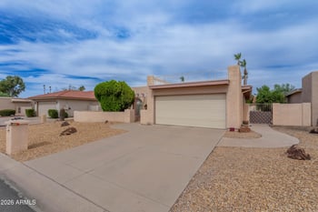 26213 Lakewood Dr #18, Sun Lakes, AZ 85248
