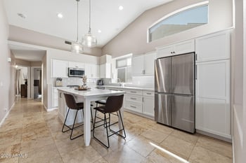 26214 43rd Pl, Phoenix, AZ 85050